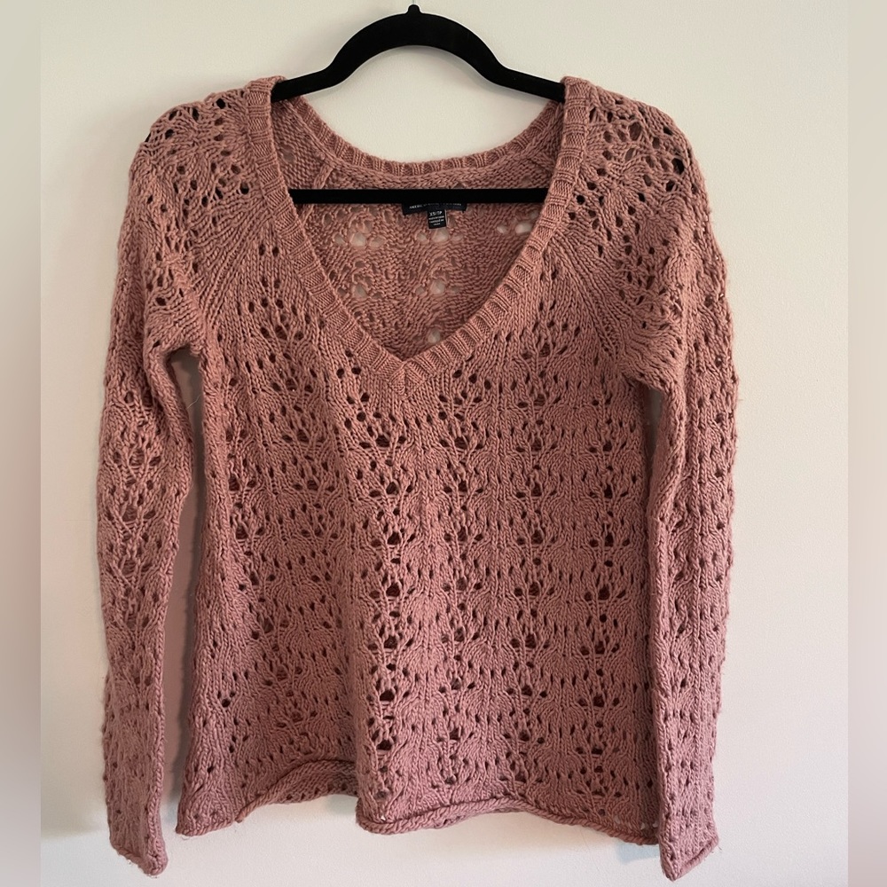 American Eagle Outfitters blush sweater. Size XS.